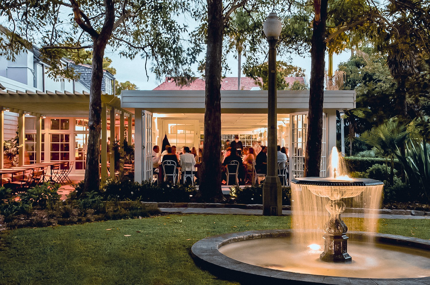 Power & lighting at Matt Morans Chiswick