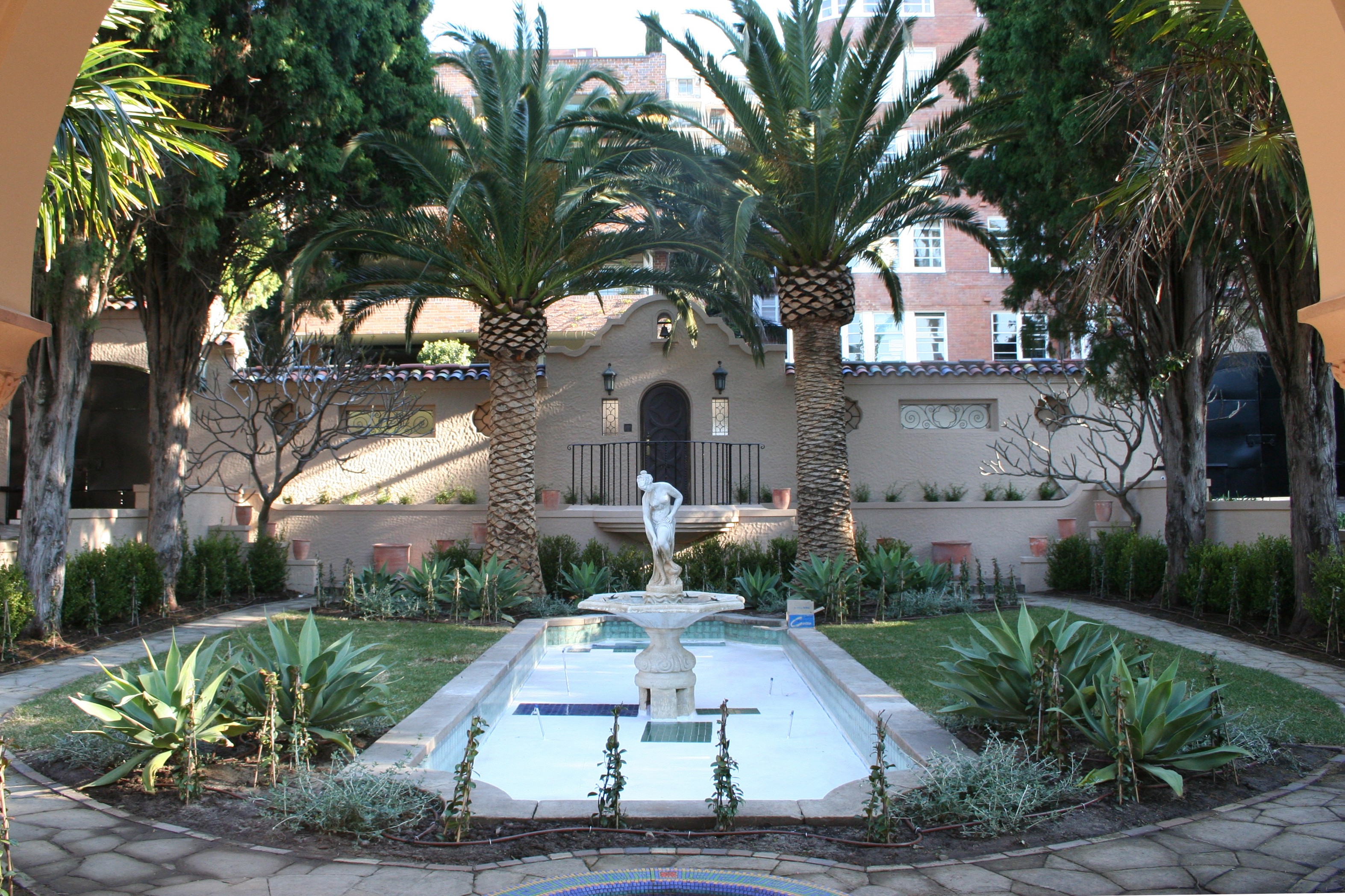 Elizabeth Bay Residence