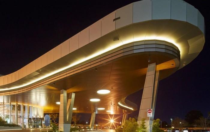 Mounties Leagues Club Foyer &amp; Porte Cochere